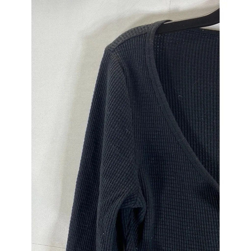 ARITZIA TNA Women's Black Long Sleeve Waffle Knit Split-Neck Cropped Top SZ S