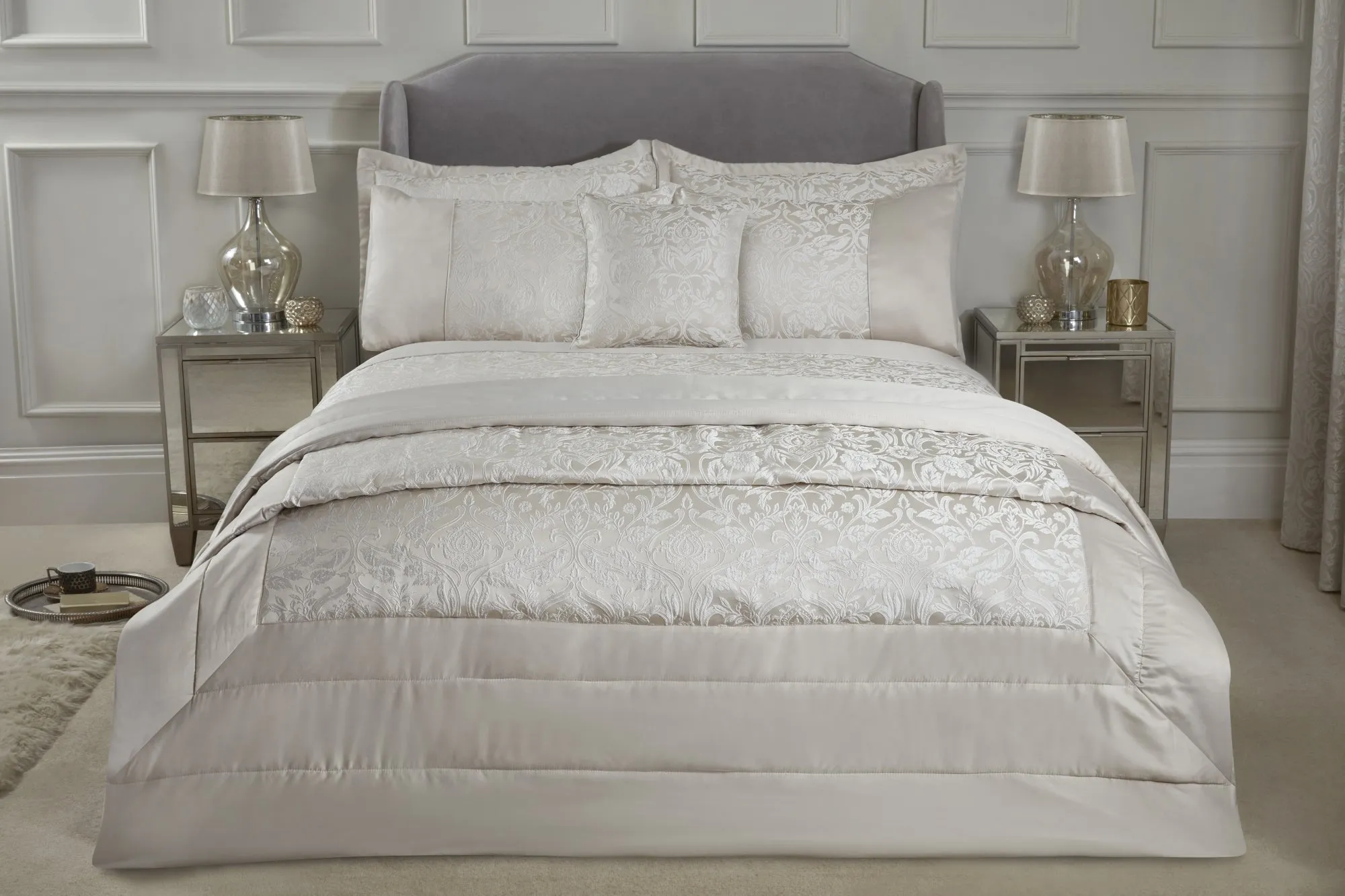Eden - Embellished Jacquard Quilted Bedspread Set in Cream