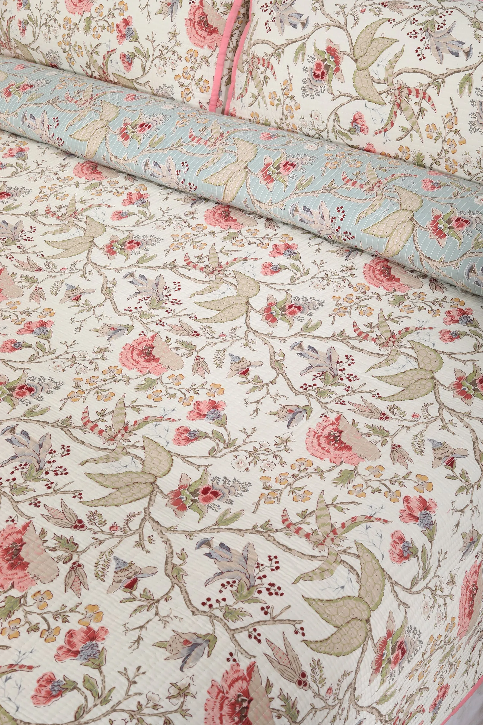Elizabeth Red Quilted Cotton Bedcover