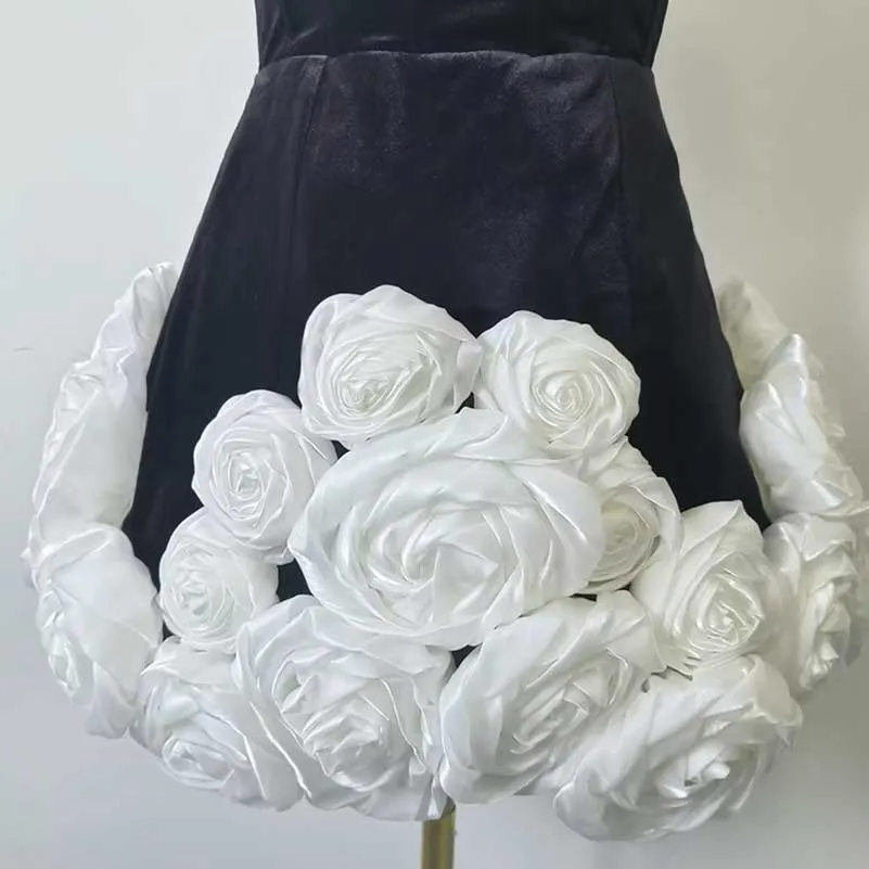 Flower-embellished Hem Black Strapless Mini dress