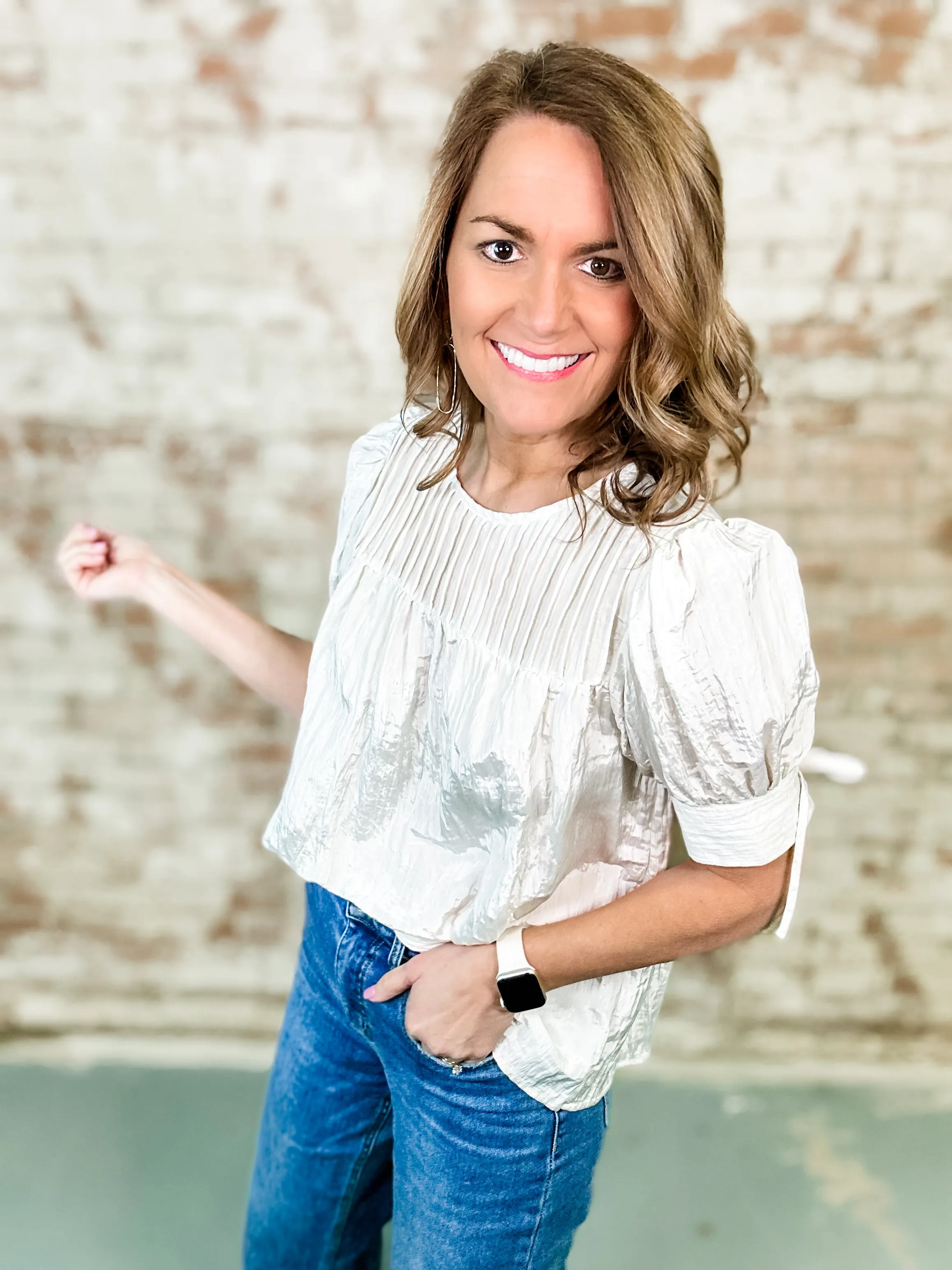 Holmes Pleat Detail Top