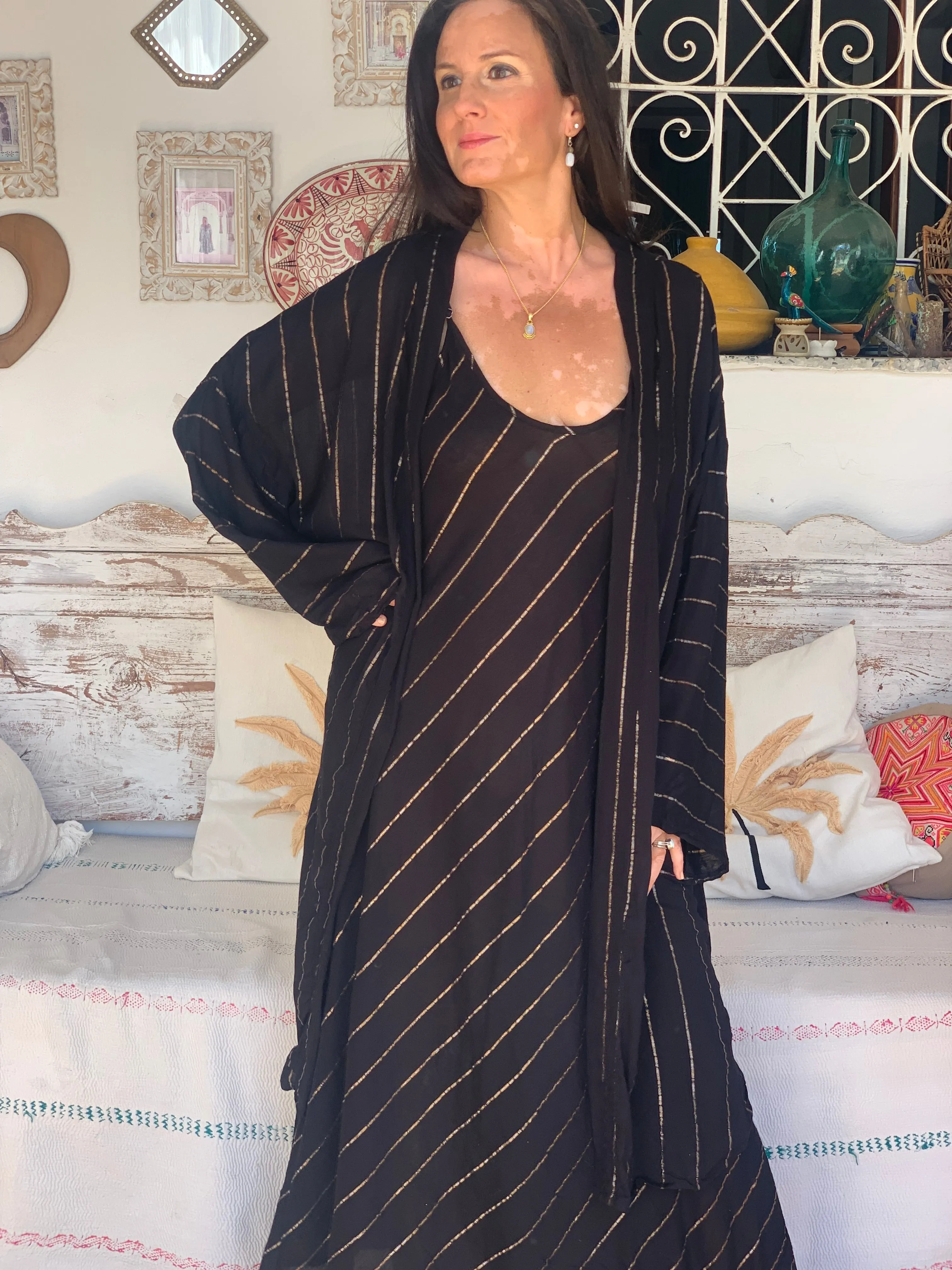 Ibiza boho short kimono 👘 in black with gold lurex