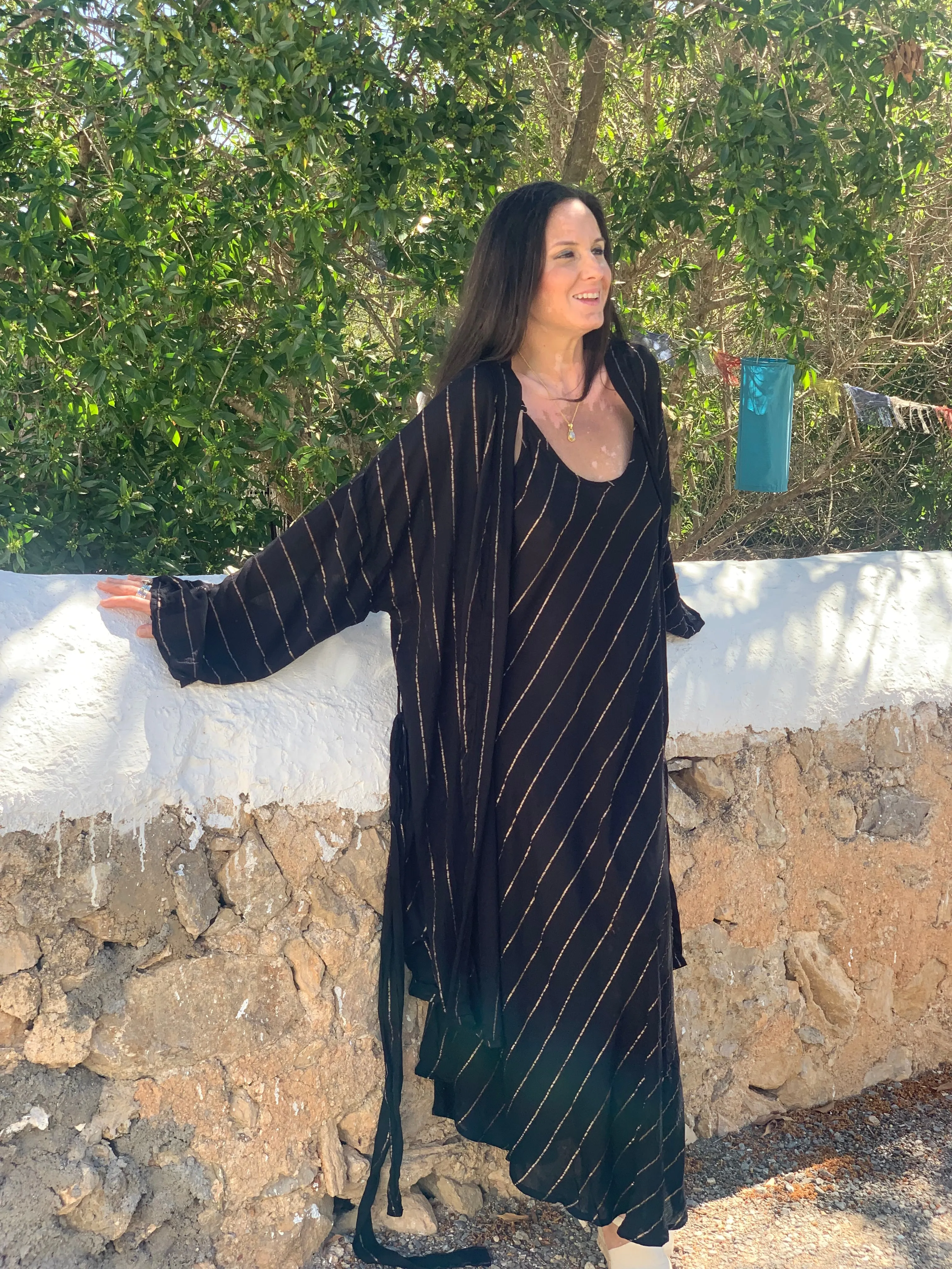 Ibiza boho short kimono 👘 in black with gold lurex