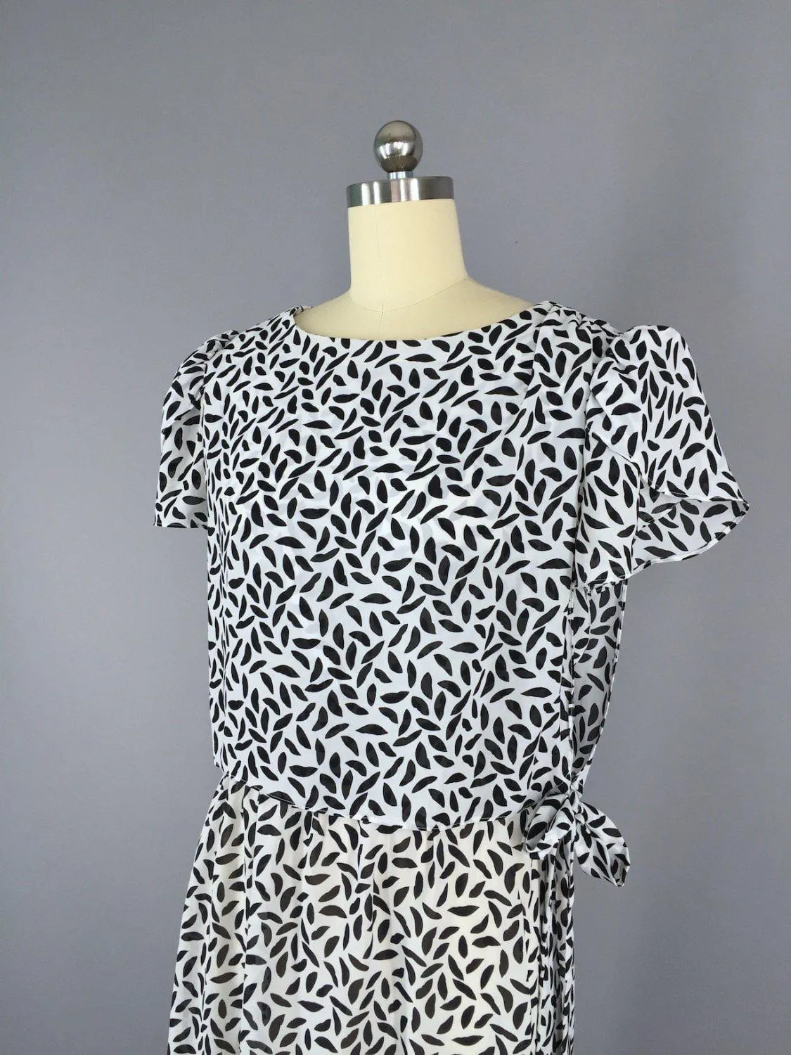 Vintage 1980s Day Dress / Abstract Print